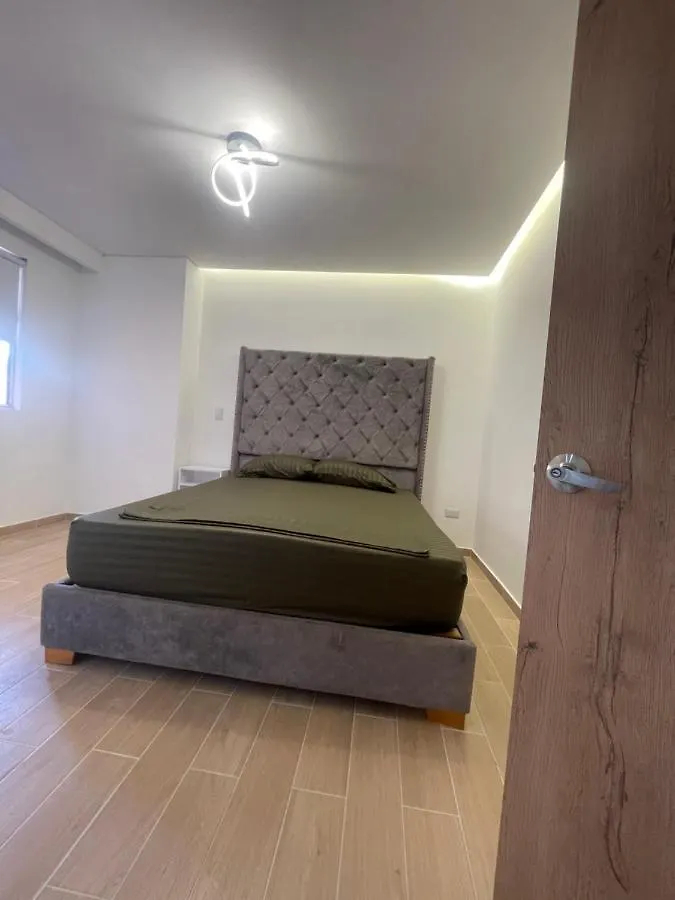 Plazetto Laurles Apartamento Bonito De 3 Alcobas Parquedero Медельин Колумбия