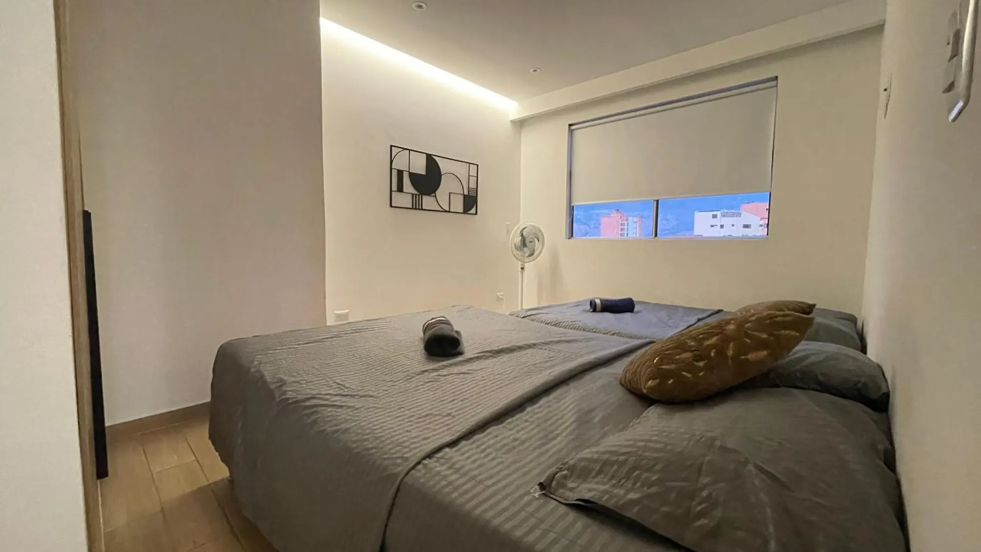 Plazetto Laurles Apartamento Bonito De 3 Alcobas Parquedero Медельин Колумбия